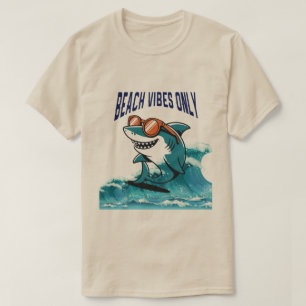 Nur Beach Vibes - Cooler Hai mit Sonnenbrille T-Shirt