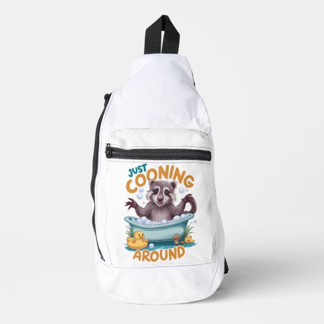 Nur Cooning, spielerisches Raccoon Bath Time Adven Crossbody Bag (Vorderseite)