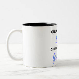 Nur die besten Vater werden für Großvater schwarz  Zweifarbige Tasse