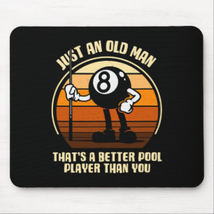 Nur ein alter Mann, der ein besserer Schwimmer ist Mousepad