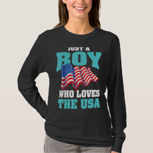 Nur ein Junge, der den amerikanischen Happy 4. T-Shirt