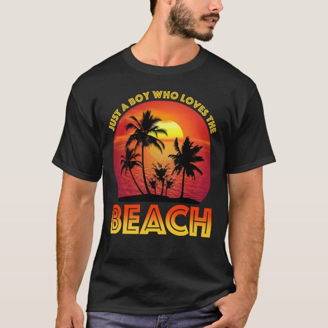 Nur ein Junge, der den Strand Liebe T-Shirt (Vorderseite)