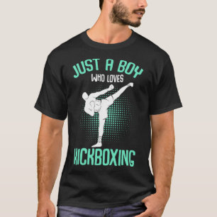 Nur ein Junge, der Kickboxen liebt Kickboxer Kinde T-Shirt