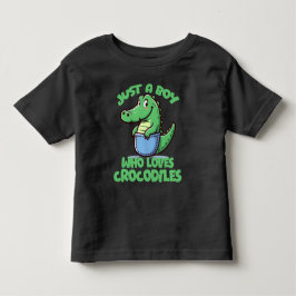 Nur ein Junge, der Krokodile liebt Kleinkind T-shirt