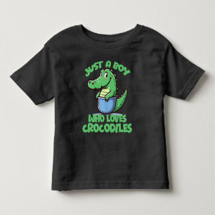 Nur ein Junge, der Krokodile liebt Kleinkind T-shirt