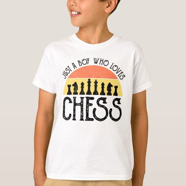Nur ein Junge, der Schach Liebe T-Shirt (Vorderseite)