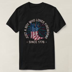 Nur ein Junge, der seit 1776 Feuerwerk liebt T-Shirt