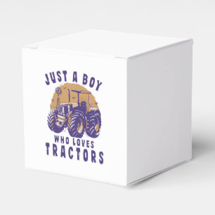 Nur ein Junge, der Traktoren und landwirtschaftlic Geschenkschachtel