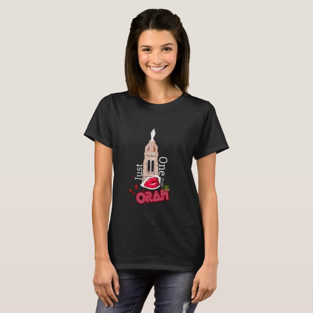 Nur ein Kuss aus Oran, Women Black T - Shirt (Vorne ganz)