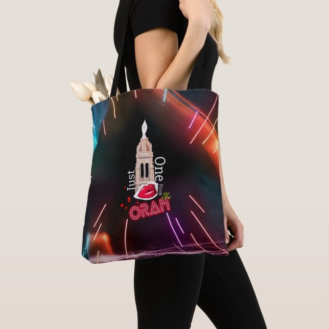 Nur ein Kuss von Oran, Neon Black Women's Tasche (Von Nahem)