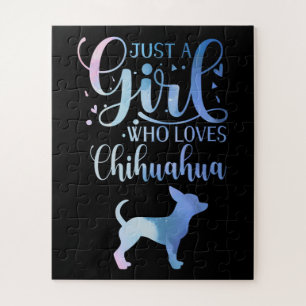 Nur ein Mädchen, das Chihuahua-Hundebesitzerin Lad