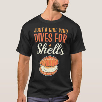 Nur ein Mädchen, das für Muscheln taucht Scallopin T-Shirt