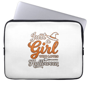 Nur ein Mädchen, das Halloween-Vektordesign liebt_ Laptopschutzhülle