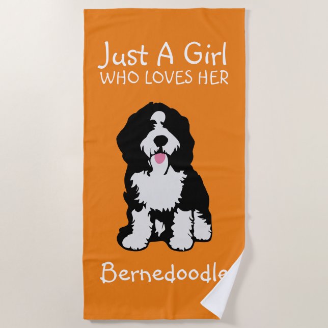 Nur ein Mädchen, das ihr Bernedoodle Liebe Strandtuch (Vorderseite)