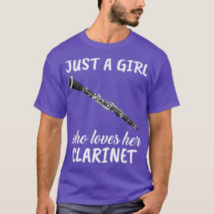 Nur ein Mädchen, das ihre Klarinette Liebe T-Shirt