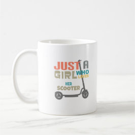 Nur ein Mädchen, das ihren Roller Liebe Kaffeetasse