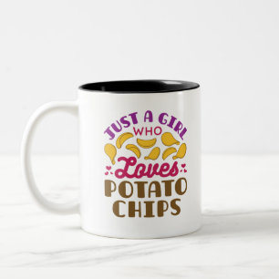 Nur ein Mädchen, das Kartoffelchips Lieben Snack  Zweifarbige Tasse