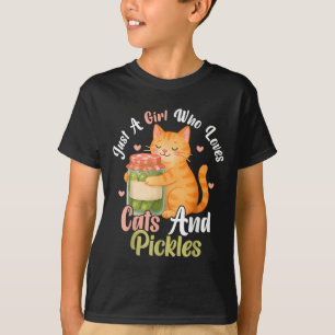 Nur ein Mädchen, das Katzen und Pickles Liebe. Fun T-Shirt