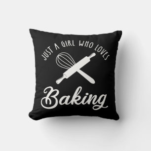 Nur ein Mädchen, das Lieben hat zu backen Kissen