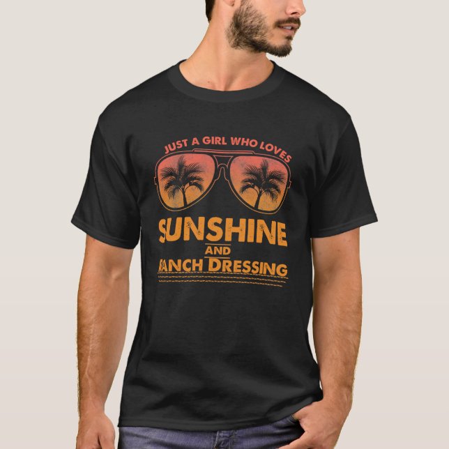 Nur ein Mädchen, das Sonnenschein und Ranch Liebe T-Shirt (Vorderseite)