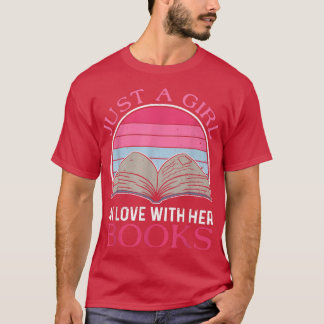 Nur ein Mädchen in Liebe mit ihrem Bücherbuch im L T-Shirt