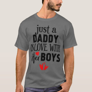 Nur ein Papa in Liebe mit seinen Jungs T-Shirt