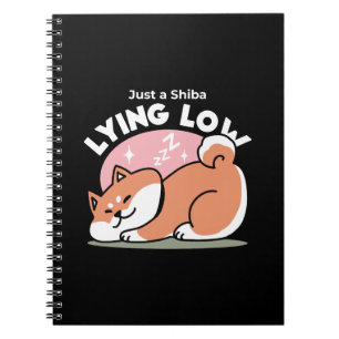 Nur ein Shiba, der niedrig fliegt: Niedliches Shib Notizblock
