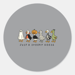Nur ein spooky Goose Halloween-Kostüm Vögel Runder Aufkleber