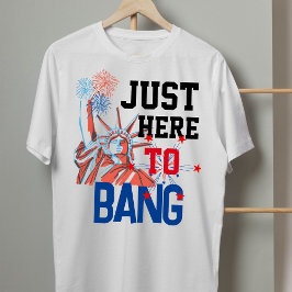 Nur hier, um Lady Liberty Feuerwerk Grafik T-Shirt