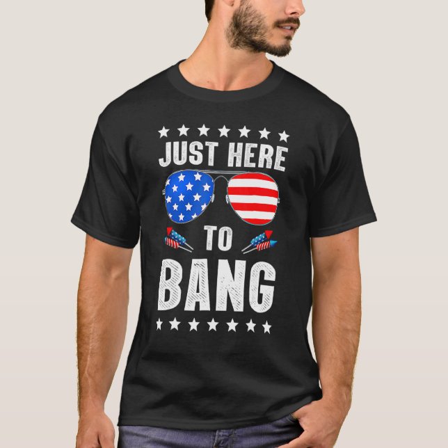 Nur hier, um uns Flaggen-Brille 4. Juli Amer T-Shirt (Vorderseite)