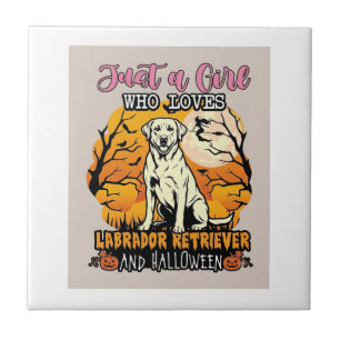 Nur Mädchen, das Labrador Retriever Halloween W li Fliese
