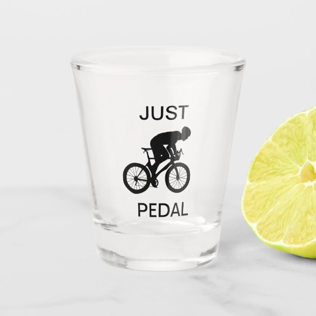Nur Pedal Schnapsglas (Vorderseite)