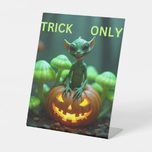 Nur Streich Sockelschild