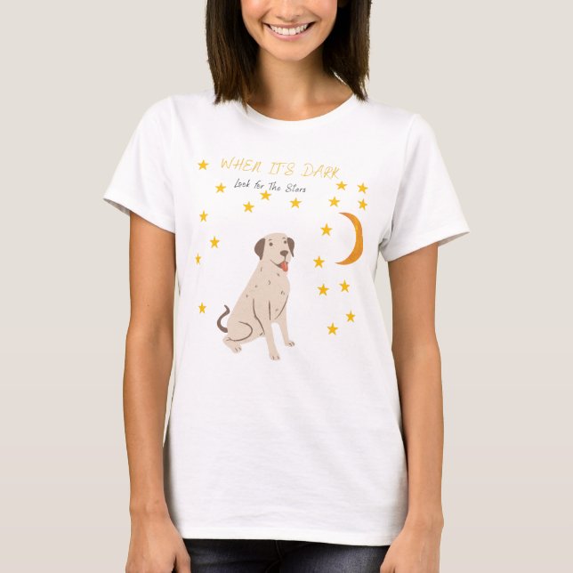 Nur südlich, wenn es dunkel ist, schauen Sie nach  T-Shirt (Vorderseite)