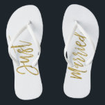 Nur verheiratet Gold Foil Brille Flip Flops<br><div class="desc">Nur verheiratete Imitate Gold Foil Typografy Bride Beach oder Hochzeit in Urlaubsort Flip Flops</div>