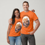 Nur verheiratet seine und ihre Orange Unisex T-Shirt<br><div class="desc">Niedliche Orange T.Shirts für Braut und Bräutigam auf ihren Flitterwochen. Um Text und Foto zu ändern,  klicken Sie auf die Schaltfläche Personalisieren.</div>