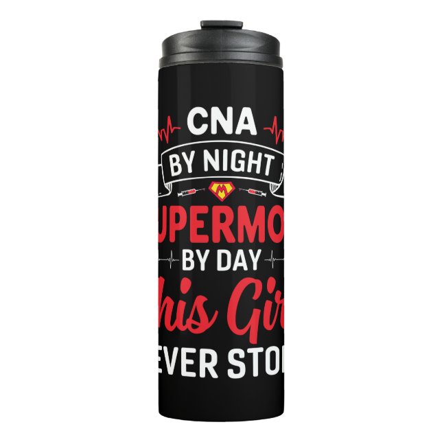 Nurse Geschenk CNA von der Nachtsupermutter Thermosbecher (Vorderseite)
