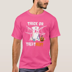 Nurse Halloween Trick oder Behandlung T-Shirt
