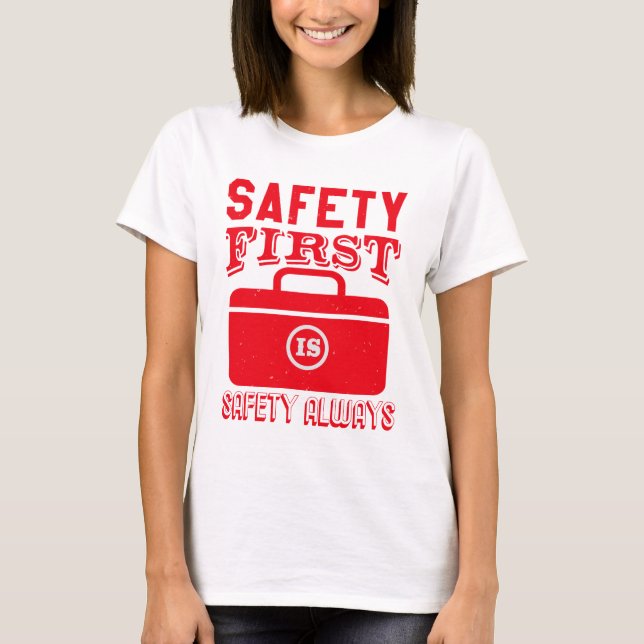 Nurse Hospital Nurse Ambulance Gift T-Shirt (Vorderseite)