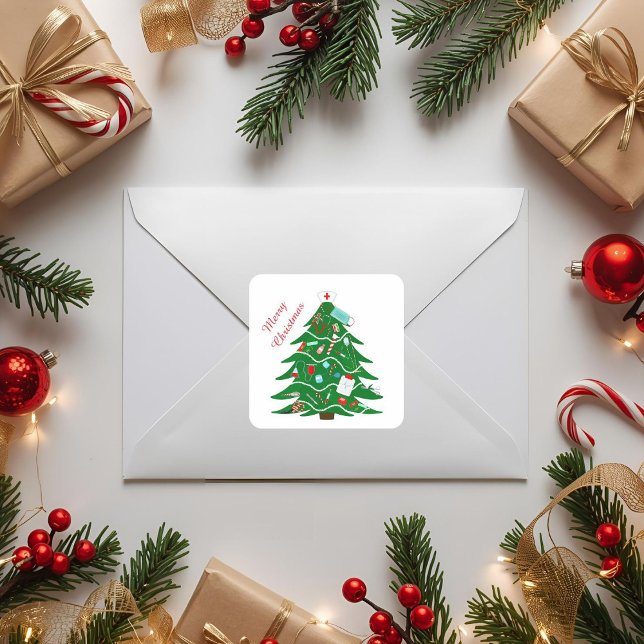 Nurse Merry Christmas Tree Quadratischer Aufkleber (Von Creator hochgeladen)