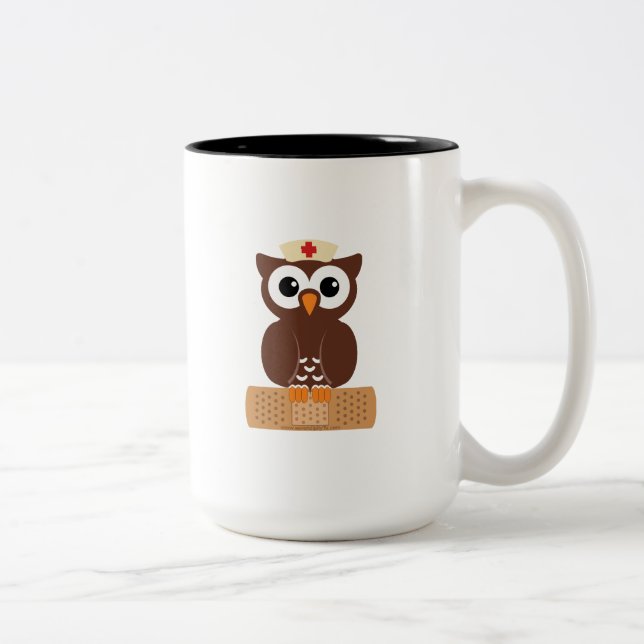 Nurse Owl (ohne Bandaibe) Zweifarbige Tasse (Rechts)