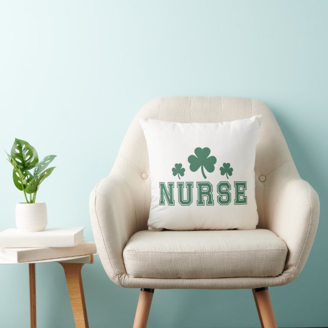 Nurse St. Patrick's Day Clover Kissen (Stuhl )
