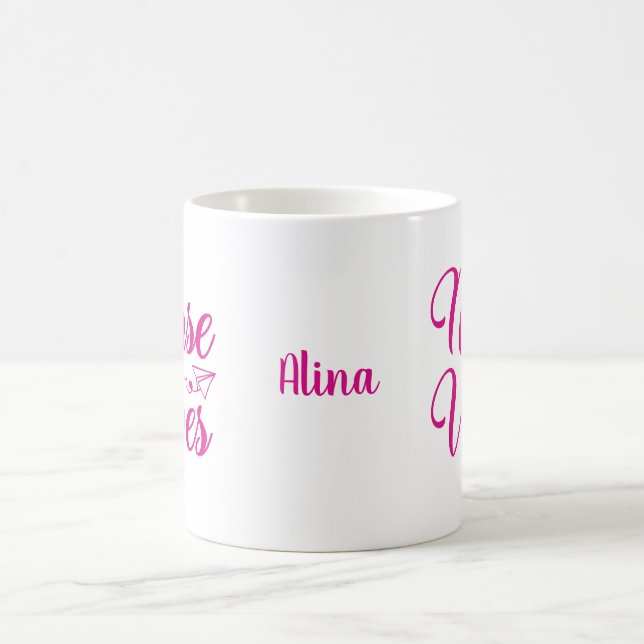 Nurse Vibes personalisiert den Namen Kaffeetasse (Mittel)