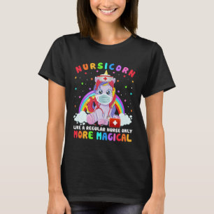 Nursicorn wie eine regelmäßige Krankenschwester  T-Shirt