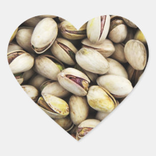 Nuss Pistachio Pile Herz-Aufkleber