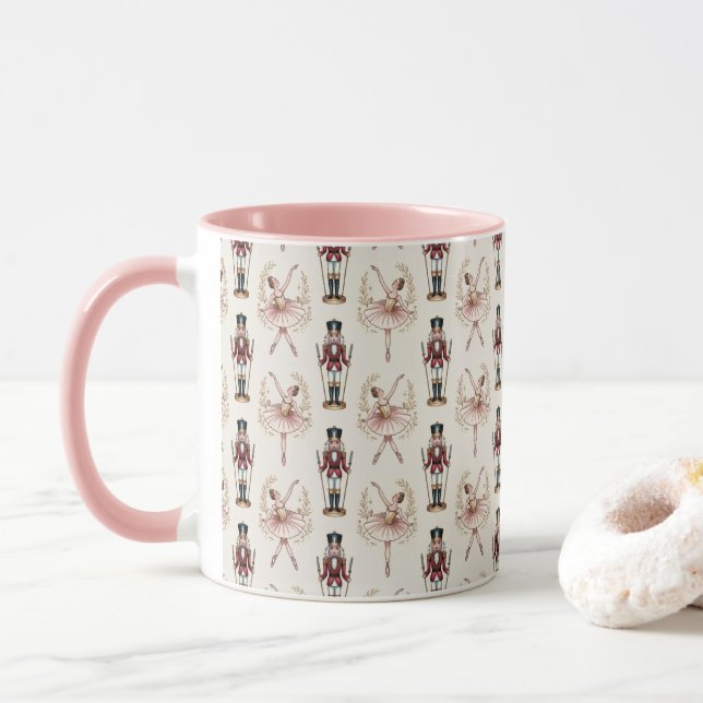 Nutcracker Ballerina ballet dancer christmas tree  Tasse (Mit Donut)