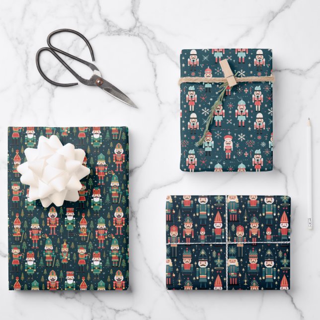Nutcracker Dreams Wrapping Paper Geschenkpapier Set (Vorderseite)