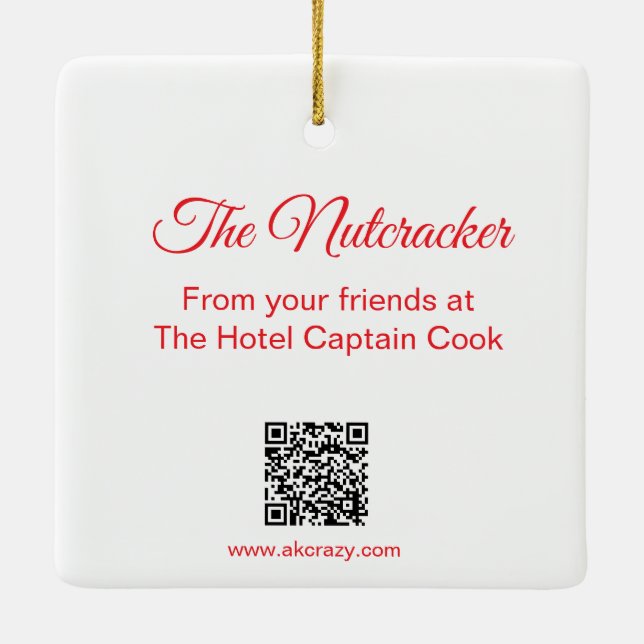 Nutcracker im Hotel Captain Cook 2025 Keramikornament (Rückseite)