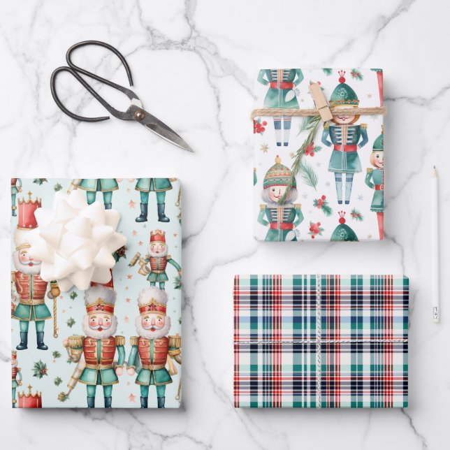 Nutcracker Weihnachtsgrün & Kariert Geschenkpapier Set (Vorderseite)