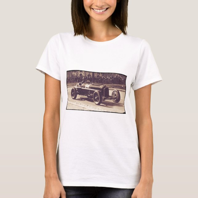 Nuvolari at the 1935 Grand Prix de Pau T-Shirt (Vorderseite)